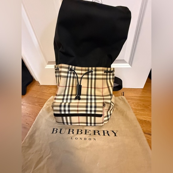 Burberry Backpack Traditional Print Like New!! VINTAGE Y2K - Picture 9 of 16
